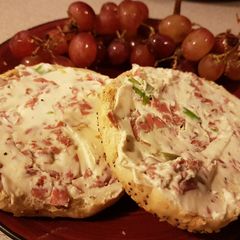 A picture of Cheese ball bagel.