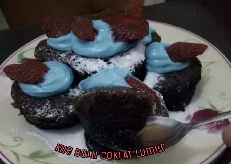 Kue bolu coklat lumer