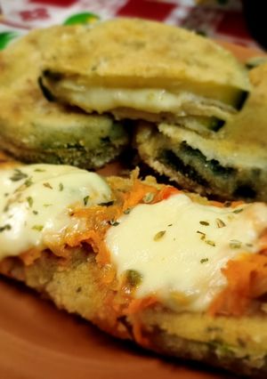 Una foto de Milanesas de zapallitos (zucchini & verde)