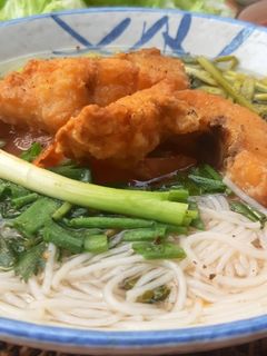 Hình của món Bún cá diêu hồng.