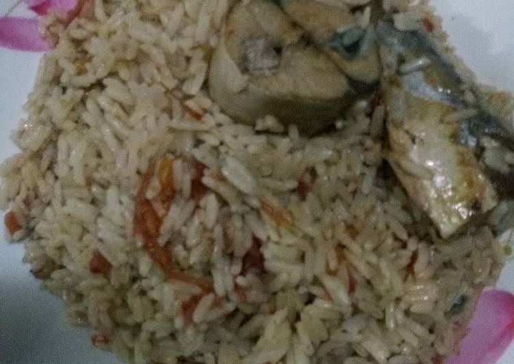 Recipe of Jollof Rice and Iced Fish in 27 Minutes for Beginners