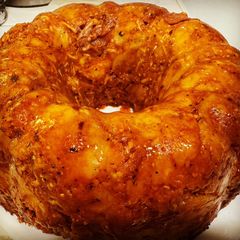 A picture of Pull apart Pepperoni Pizza Bread.