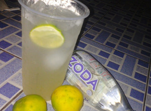 Foto resep Es nipis zoda (lime squash)