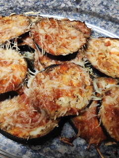 Una foto de Berenjenas a la parmesana