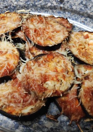 Una foto de Berenjenas a la parmesana