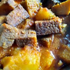 A picture of Yam potato curry.