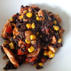 Spicy chicken, veg and black rice one pan A picture of Spicy chicken, veg and black rice one pan.