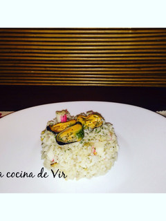 Una foto de Guarnición de arroz con mejillones