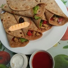 A picture of Chicken Wraps😍🐔.