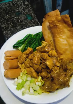 Foto resep Mie Yamin Enak