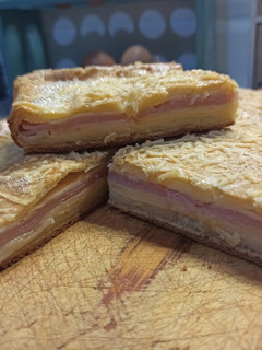 Una foto de Torta de fiambre licuada
