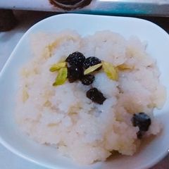 A picture of Flatten rice(poha) halwa.