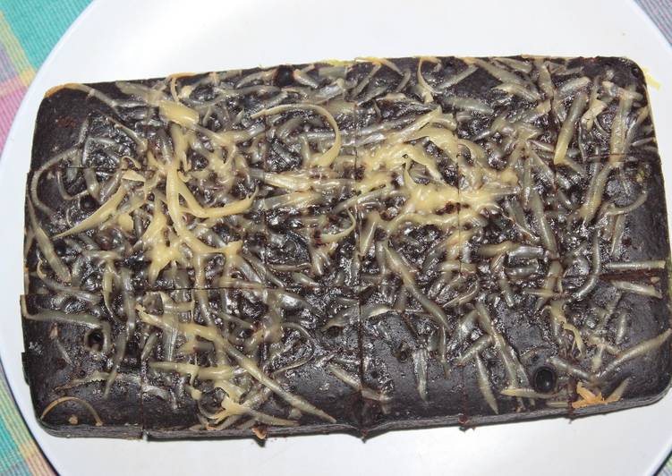 Brownies Tanpa Cokelat Leleh