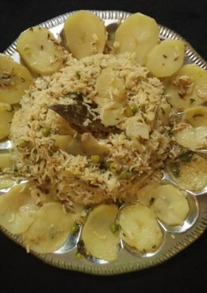 A picture of Matar Pulao.