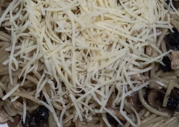 Spaghetti Ayam Jamur