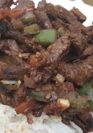 A picture of Mongolian Beef.