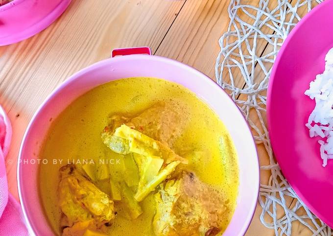 Ayam dan rebung jeruk masak lemak cili api