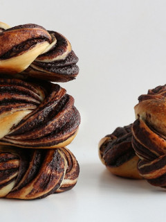 A picture of Chocolate Braided Bread [Brioche Wreath].