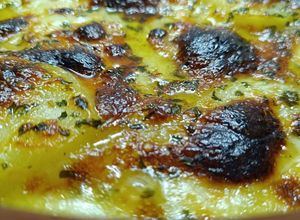 Foto principal de Patatas con queso (monte veronese) al horno