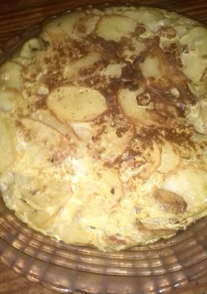 Una foto de Tortilla de papa y cebolla