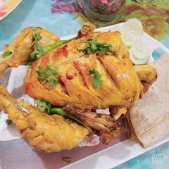 A picture of Lahori Chargha/لاہوری چرغہ.