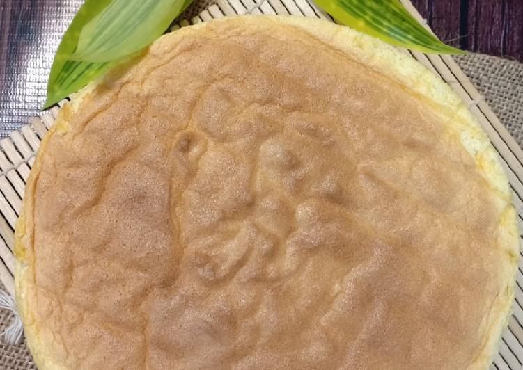 Ogura Moist Putih Telur