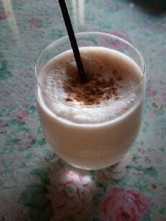 Una foto de Leche Merengada en Monsieur Plus