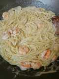 Lingüini en crema de camarones
