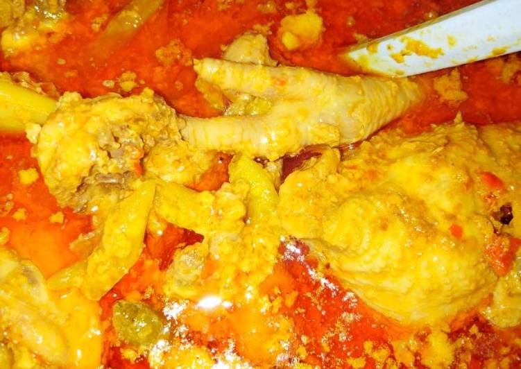 Kare ayam pedas