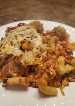 A picture of Brad's weeknight baked pasta & meatballs.