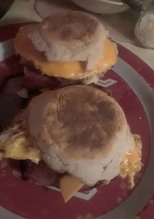 A picture of Ham and American Cheese Egg McMuffin.