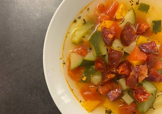 Bouillon ratatouille et chorizo