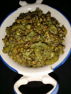 पापड़ी स्प्राउटेड मूंग की सब्जी (Papdi Sprouted moong Sabji recipe in hindi) रेसिपी मुख्य फोटो