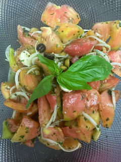 Una foto de 468. Ensalada a la italiana (entrante ensalada)