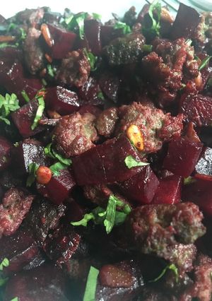 Una foto de Chorizo verde con betabel