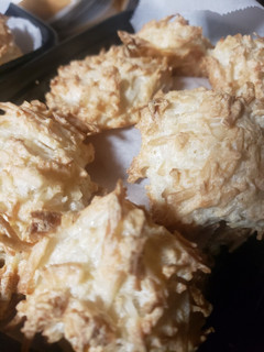 A picture of Coconut Macaroons.