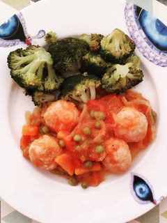 Una foto de Albóndigas con verduras en la SlowCooker