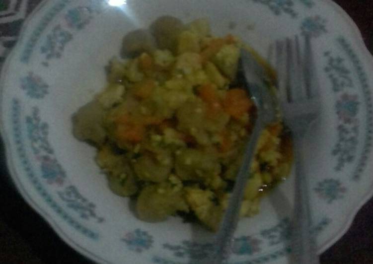 Resep Oseng bakso sayuran(sawi,wortel,jagung muda) Leeezzzzattt😄😄 Anti Gagal