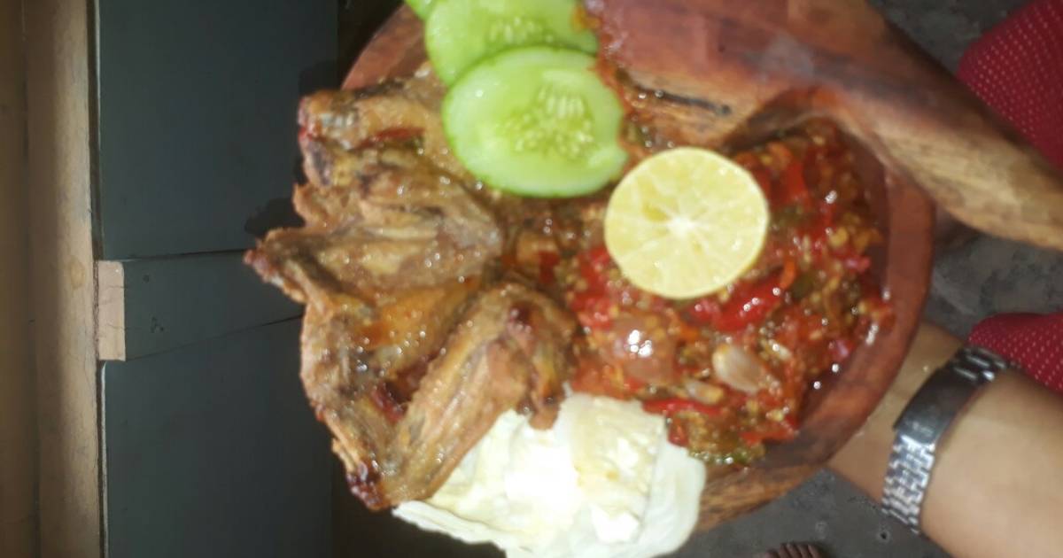 Resep Ayam Goreng Sambel Uleg Oleh Lina Istiana Cookpad