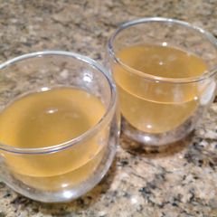 A picture of Hot lemon and honey.