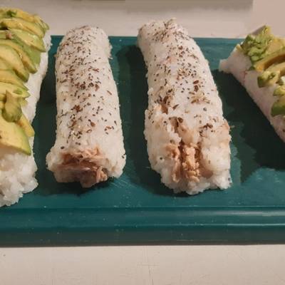 Sushi para principiantes (sin alga nori) Receta de Anto Rigoni ?- Cookpad