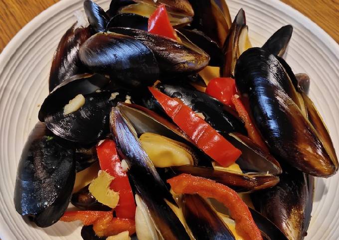 Recipe of Any-night-of-the-week Mussels