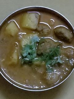 सोयाबीन आलू की सब्जी(Soybean Aloo Sabji Recipe In Hindi) रेसिपी मुख्य फोटो
