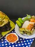 Nasi Bakar Ikan Tongkol Suwir Pedas