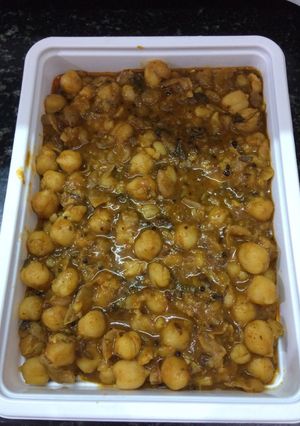 A picture of Satvik Chole masala.