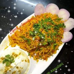 A picture of Vegetable mix biryani street style.