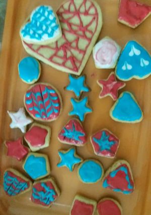 A picture of Royal icing cookies.