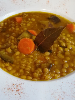 Una foto de Lentejas con verduras