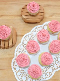 Foto resep Vanilla Cupcake moist lembut Topping creamcheese