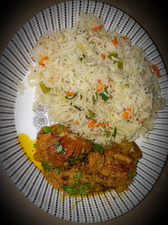 A picture of Vegetable rice with Maharani chicken....